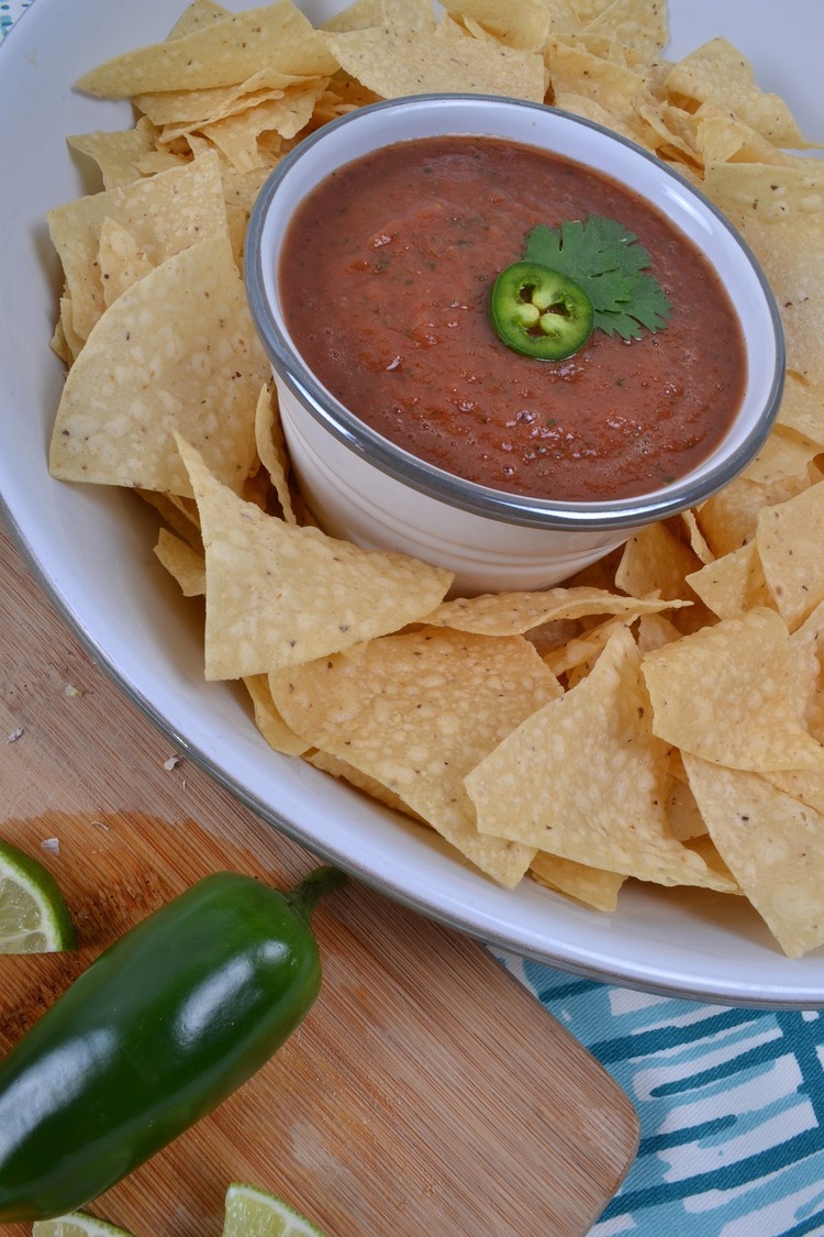 Dips Recipe - Nachos with Homemade Mexican Salsa